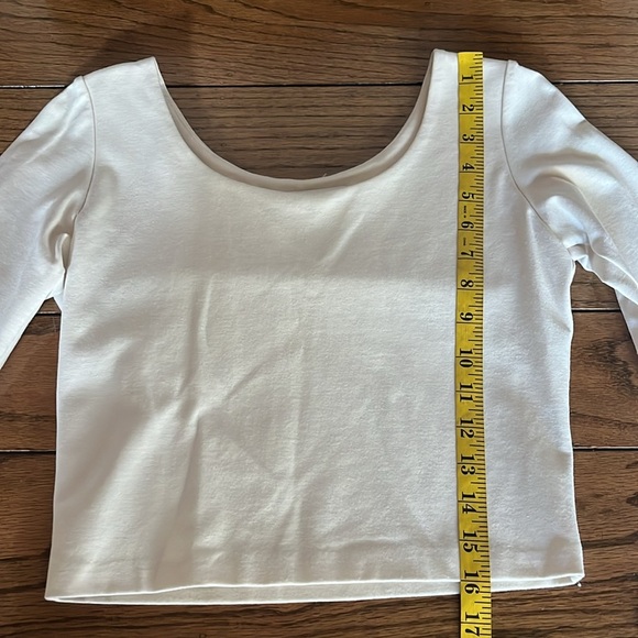 Amanda Uprichard Cropped Beige Long Sleeves Top Size M - Picture 3 of 7